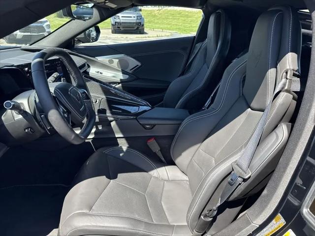 2025 Chevrolet Corvette Stingray RWD Coupe 2LT