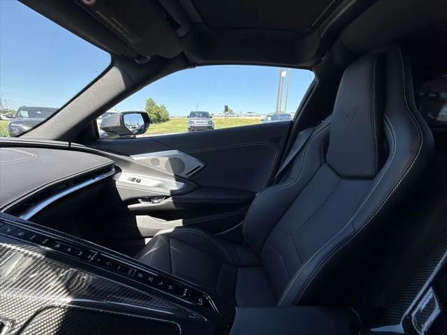 2025 Chevrolet Corvette Stingray RWD Coupe 2LT