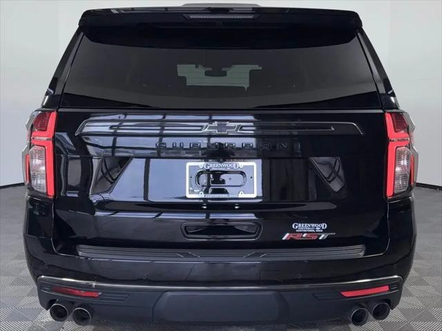 2022 Chevrolet Suburban 4WD RST