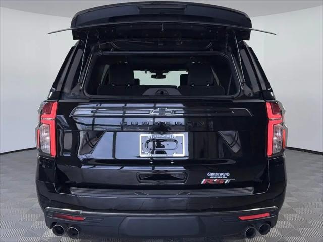 2022 Chevrolet Suburban 4WD RST