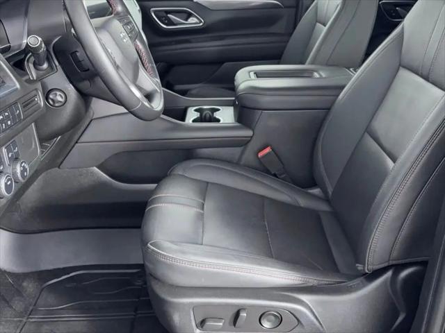 2022 Chevrolet Suburban 4WD RST