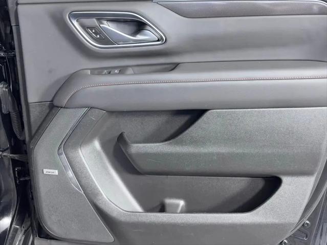 2022 Chevrolet Suburban 4WD RST