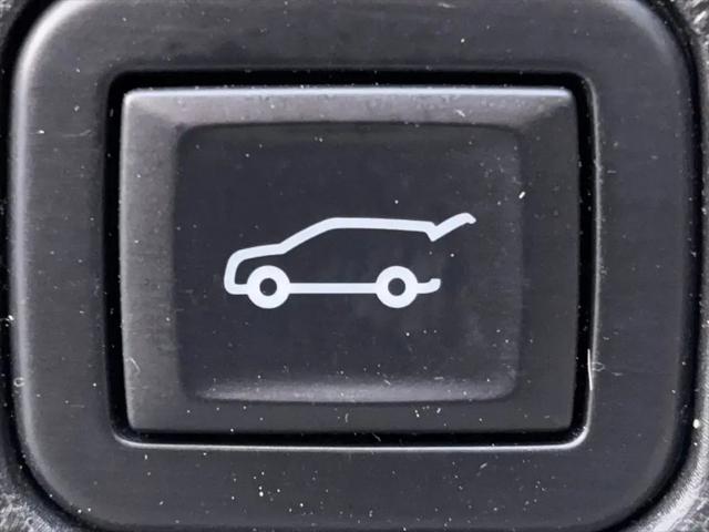 2022 Chevrolet Suburban 4WD RST