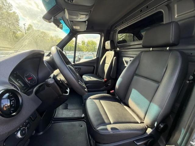 2024 Mercedes-Benz Sprinter 2500 Standard Roof 4-Cyl Diesel HO