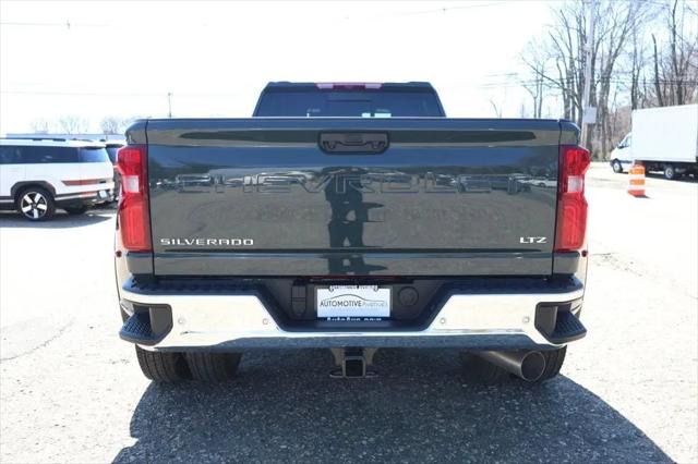 2026 Chevrolet Silverado 3500HD Crew Cab, Long Bed, LTZ Dual Rear Wheel, RWD