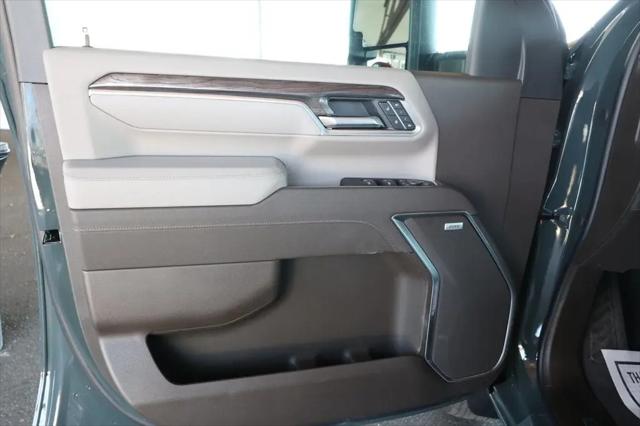 2026 Chevrolet Silverado 3500HD Crew Cab, Long Bed, LTZ Dual Rear Wheel, RWD