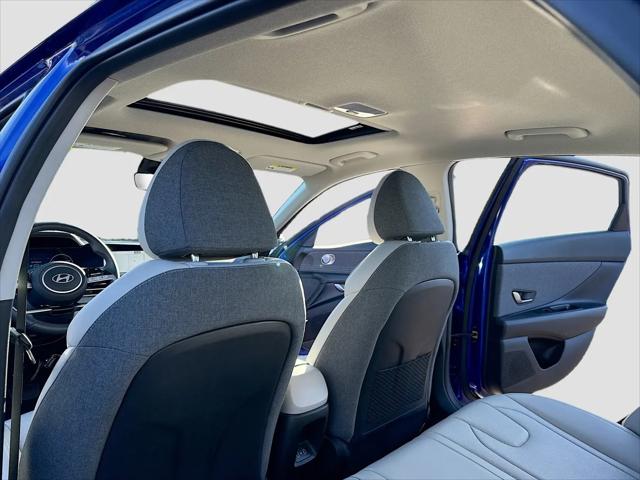 2025 Hyundai Elantra Hybrid Limited