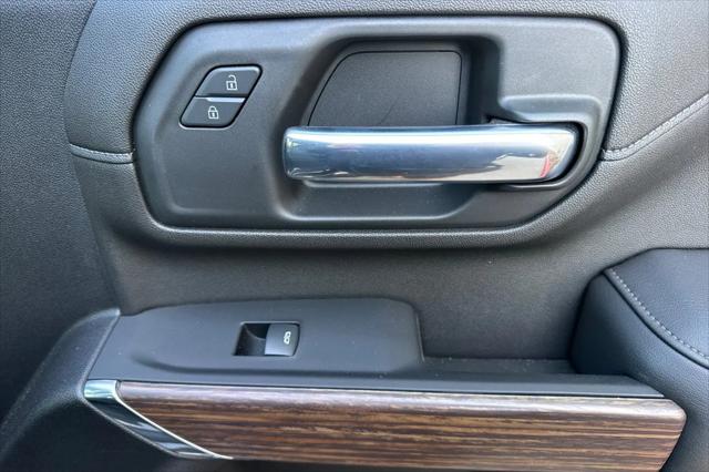 2022 Chevrolet Silverado 3500HD 4WD Crew Cab Standard Bed High Country