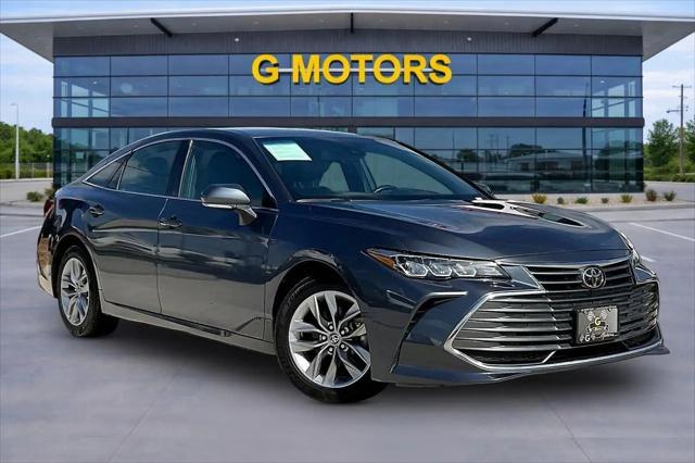 2022 Toyota Avalon XLE