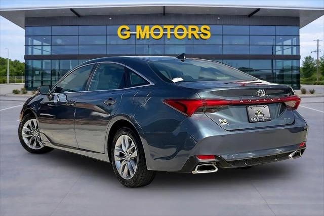 2022 Toyota Avalon XLE