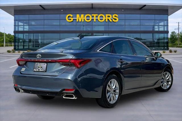 2022 Toyota Avalon XLE