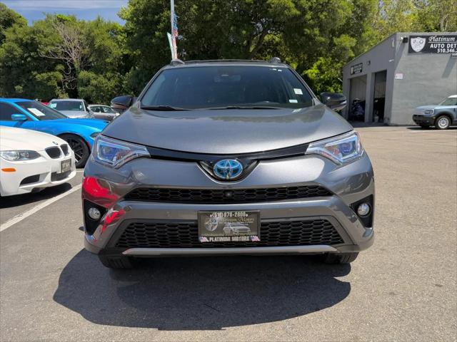 2018 Toyota RAV4 Hybrid SE