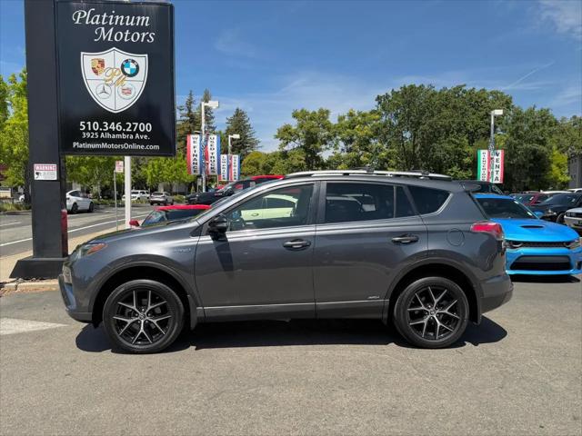 2018 Toyota RAV4 Hybrid SE