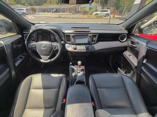 2018 Toyota RAV4 Hybrid SE