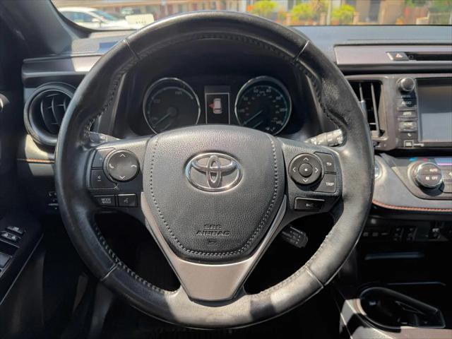 2018 Toyota RAV4 Hybrid SE