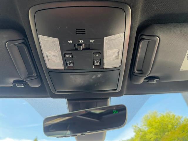 2018 Toyota RAV4 Hybrid SE