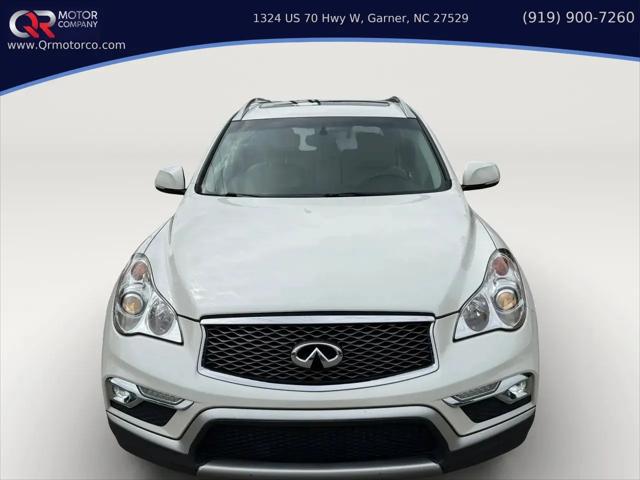 2017 INFINITI QX50 Standard