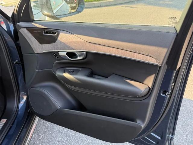 2024 Volvo XC90 B6 Ultimate Bright Theme 7-Seater