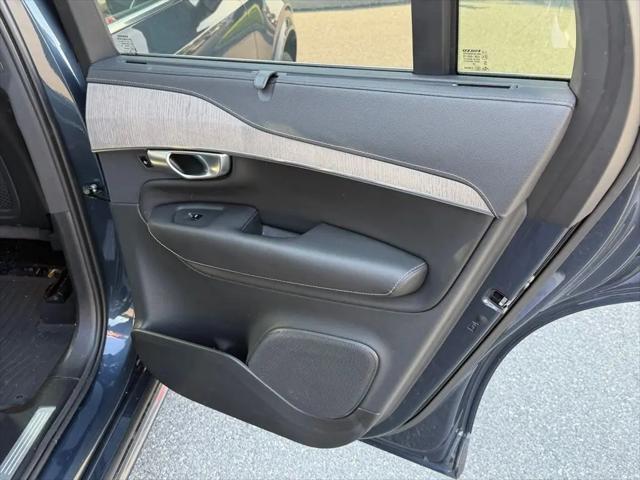 2024 Volvo XC90 B6 Ultimate Bright Theme 7-Seater