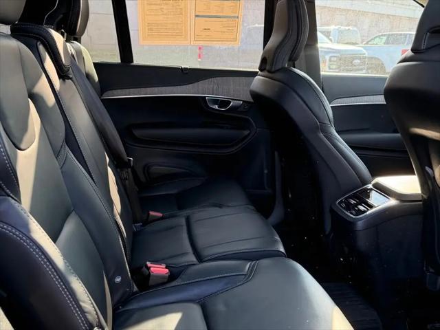2024 Volvo XC90 B6 Ultimate Bright Theme 7-Seater