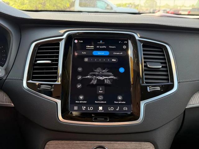 2024 Volvo XC90 B6 Ultimate Bright Theme 7-Seater