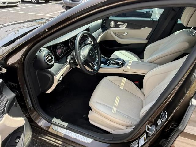 2017 Mercedes-Benz E-CLASS E 300 E 300