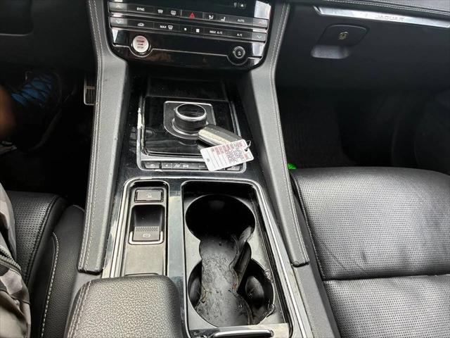 2019 Jaguar F-PACE 30t R-Sport