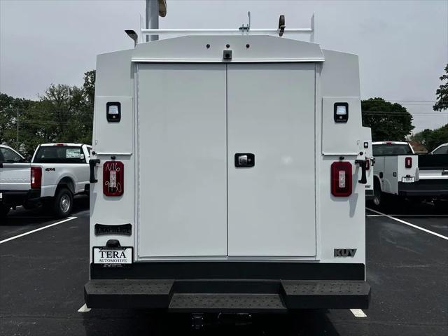 2026 Ford E-350 Cutaway E-350