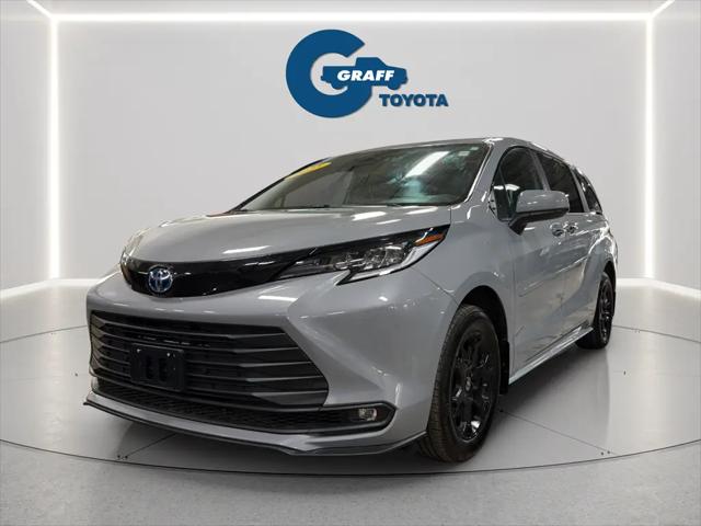 2025 Toyota Sienna Woodland Edition for sale in Burns Harbor, IN