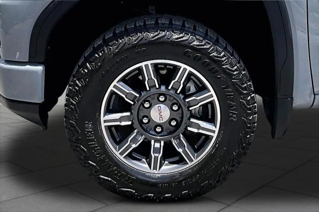 2024 GMC Sierra 1500 4WD Crew Cab Short Box AT4