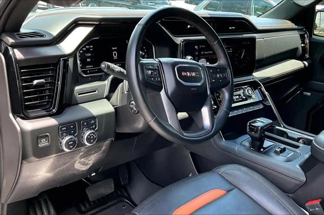 2024 GMC Sierra 1500 4WD Crew Cab Short Box AT4