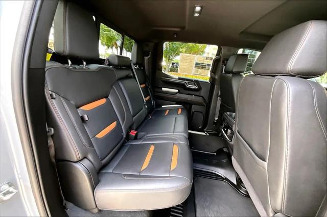 2024 GMC Sierra 1500 4WD Crew Cab Short Box AT4