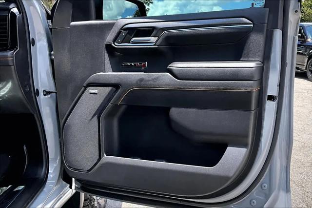 2024 GMC Sierra 1500 4WD Crew Cab Short Box AT4