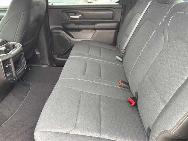 2026 Ram 1500 Express Crew Cab 4x4 57 Box