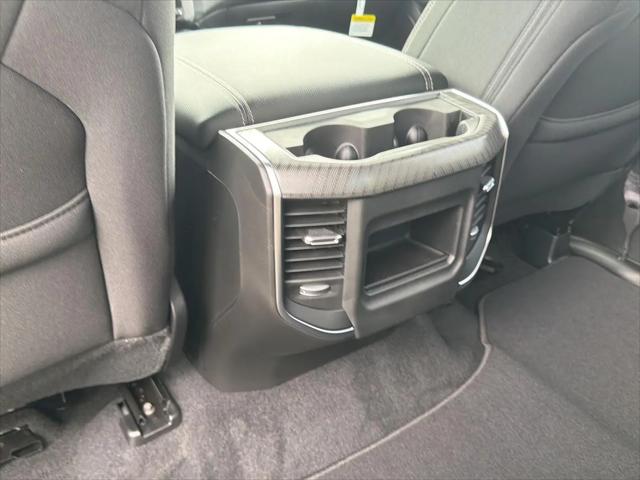 2026 Ram 1500 Express Crew Cab 4x4 57 Box