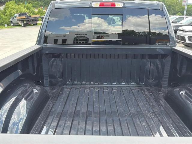 2026 Ram 1500 Express Crew Cab 4x4 57 Box