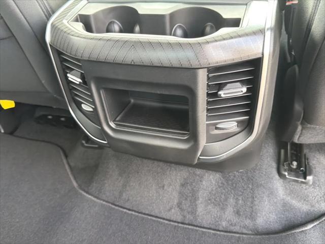 2026 Ram 1500 Express Crew Cab 4x4 57 Box