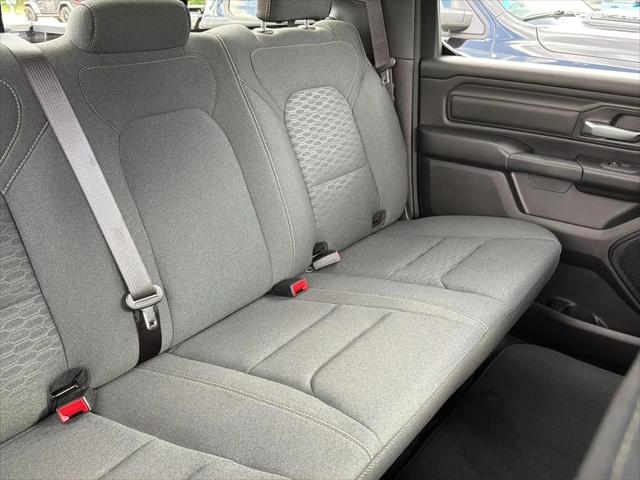 2026 Ram 1500 Express Crew Cab 4x4 57 Box