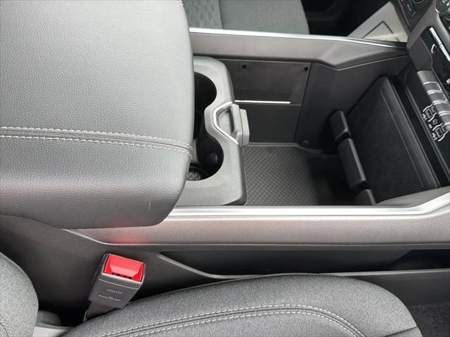 2026 Ram 1500 Express Crew Cab 4x4 57 Box