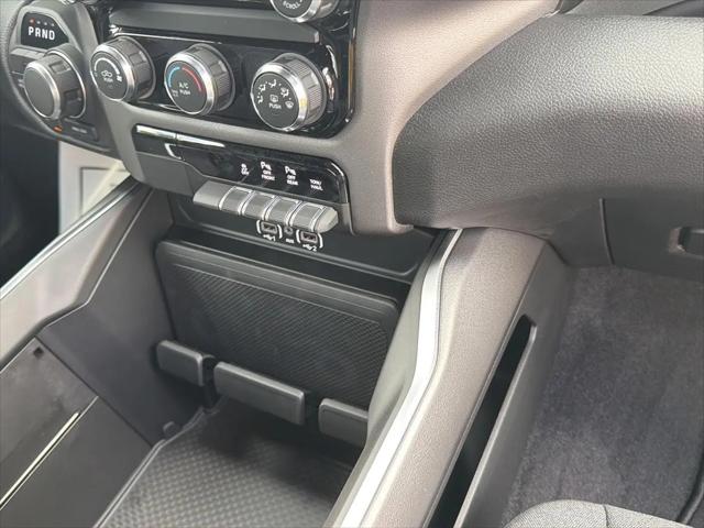 2026 Ram 1500 Express Crew Cab 4x4 57 Box