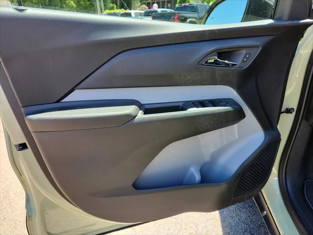 2027 Chevrolet Bolt LT FWD