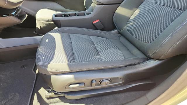 2027 Chevrolet Bolt LT FWD