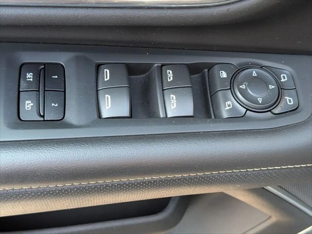 2022 GMC Yukon 2WD SLT