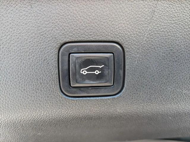 2022 GMC Yukon 2WD SLT