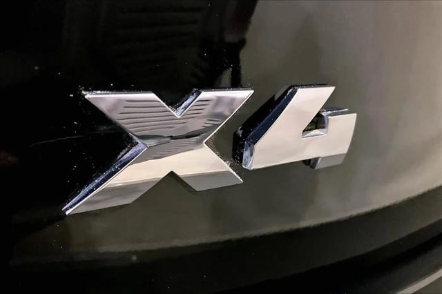 2024 BMW X4 M40i