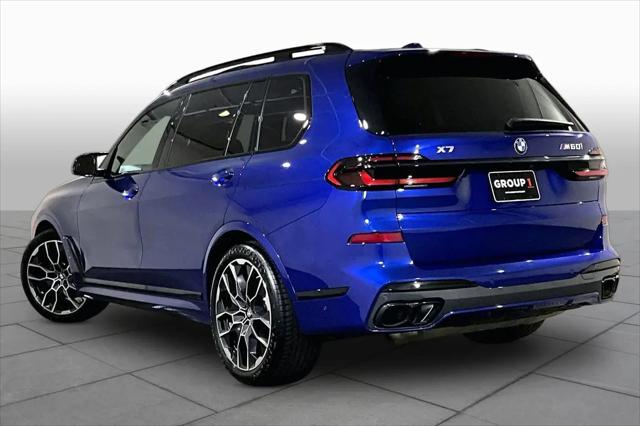 2025 BMW X7 M60i