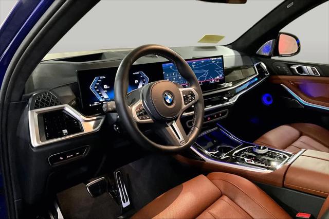 2025 BMW X7 M60i
