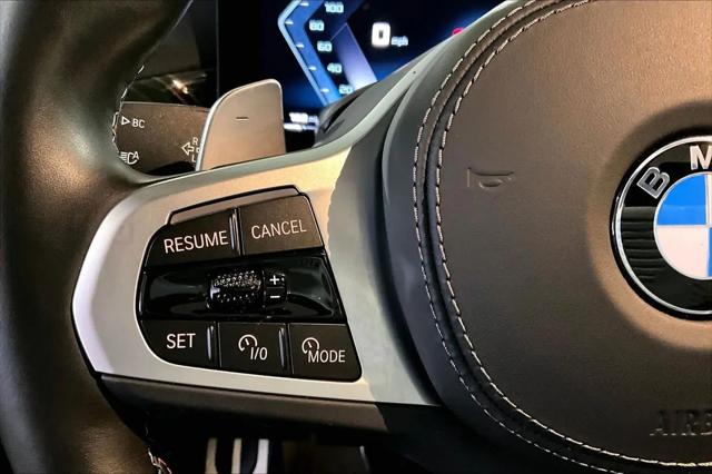 2025 BMW X7 M60i
