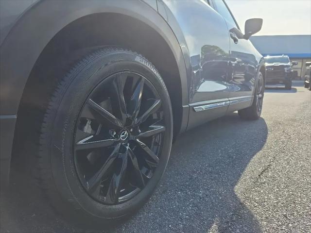 2023 Mazda CX-9 Carbon Edition