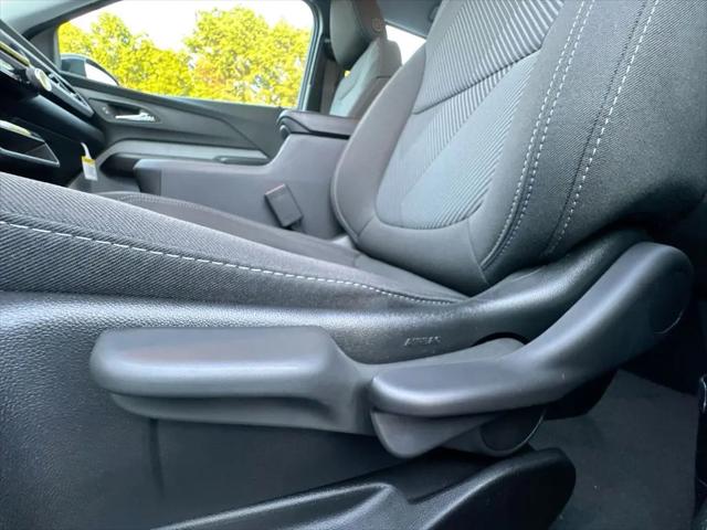 2027 Chevrolet Bolt LT FWD